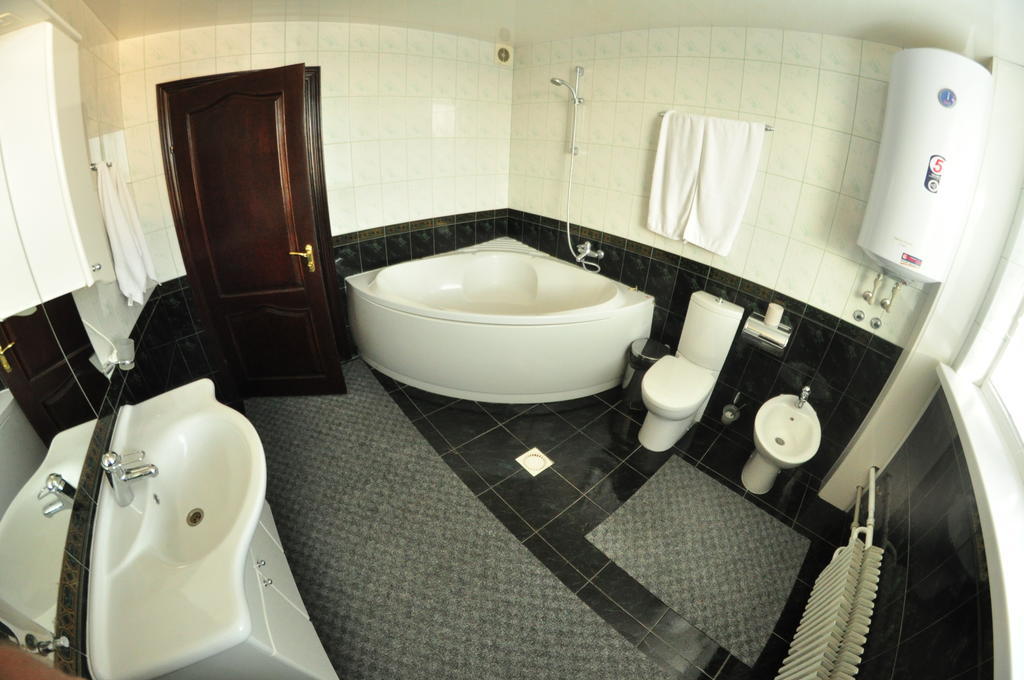 Tourist Hotel Harkiv Oda fotoğraf
