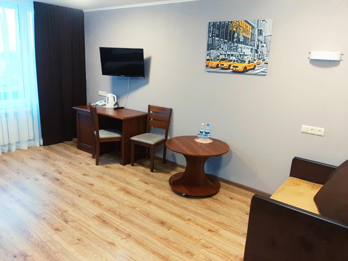 Tourist Hotel Harkiv Dış mekan fotoğraf