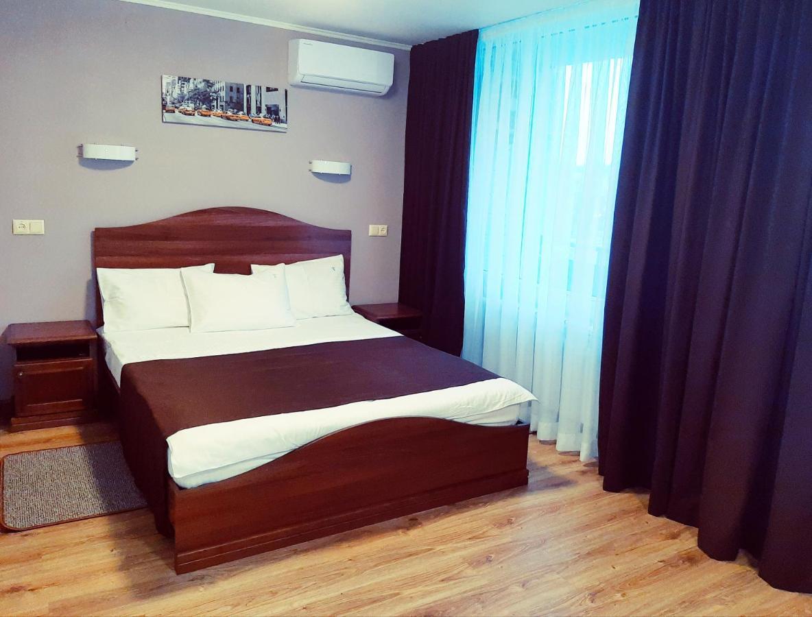 Tourist Hotel Harkiv Dış mekan fotoğraf