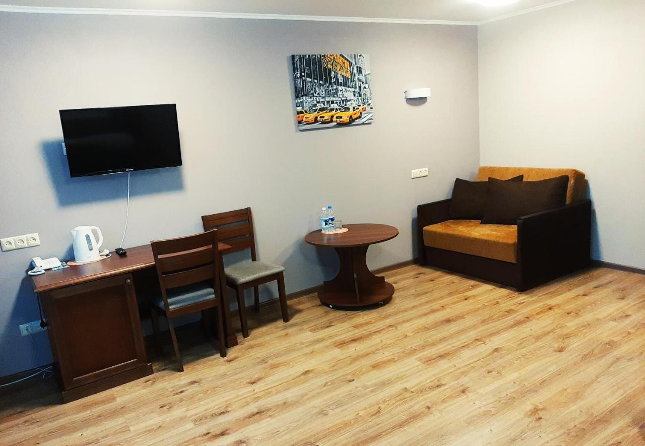 Tourist Hotel Harkiv Dış mekan fotoğraf