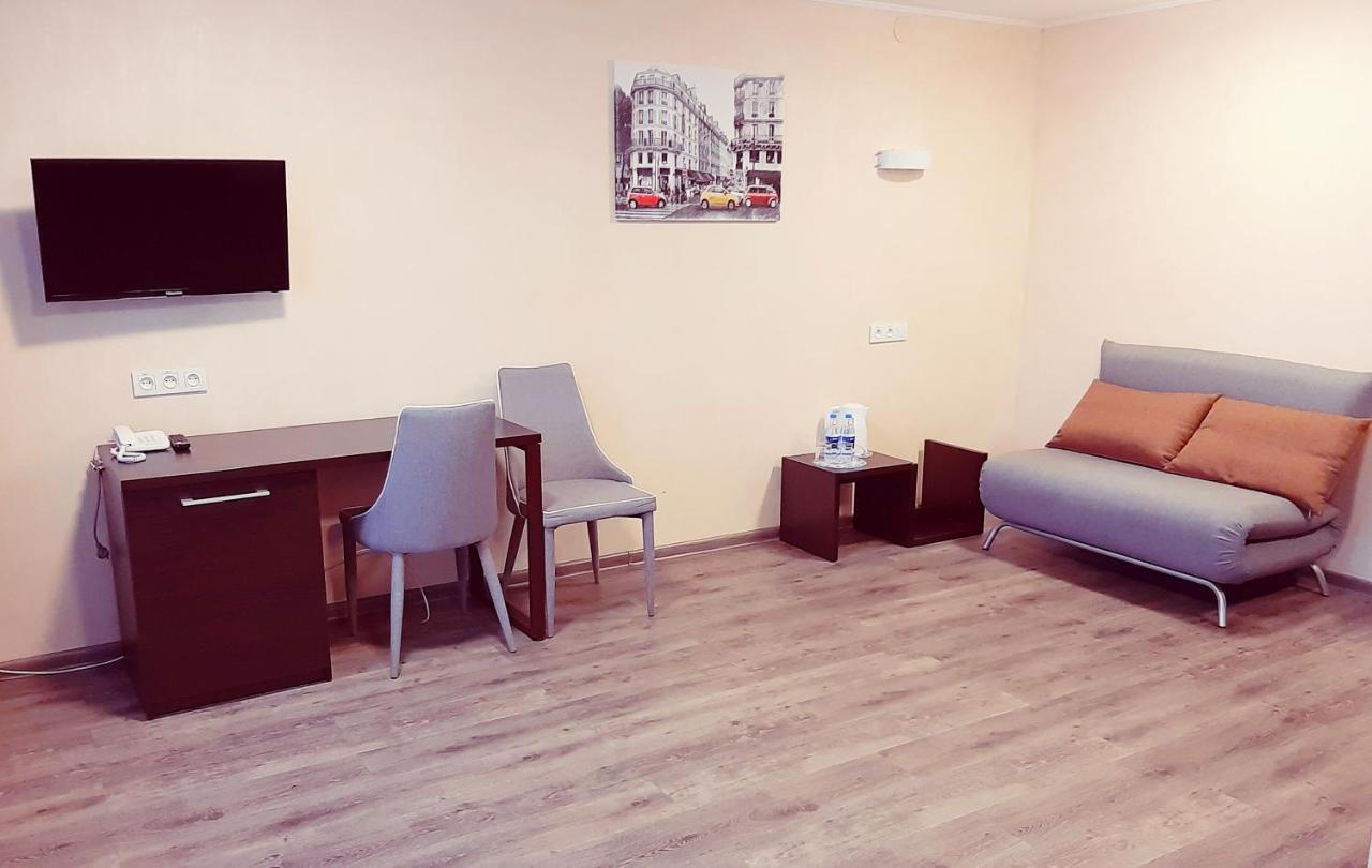 Tourist Hotel Harkiv Dış mekan fotoğraf