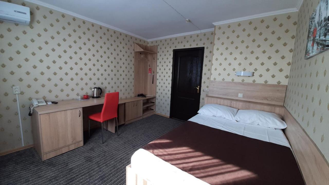 Tourist Hotel Harkiv Dış mekan fotoğraf