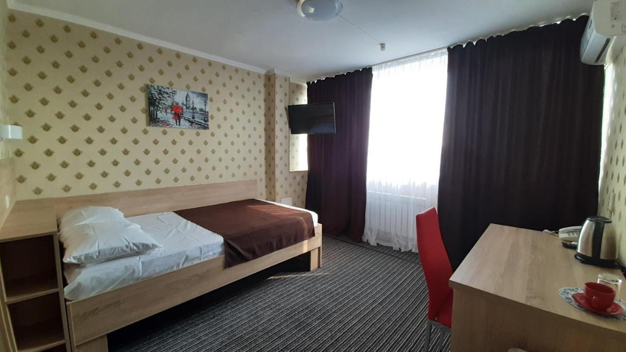 Tourist Hotel Harkiv Dış mekan fotoğraf