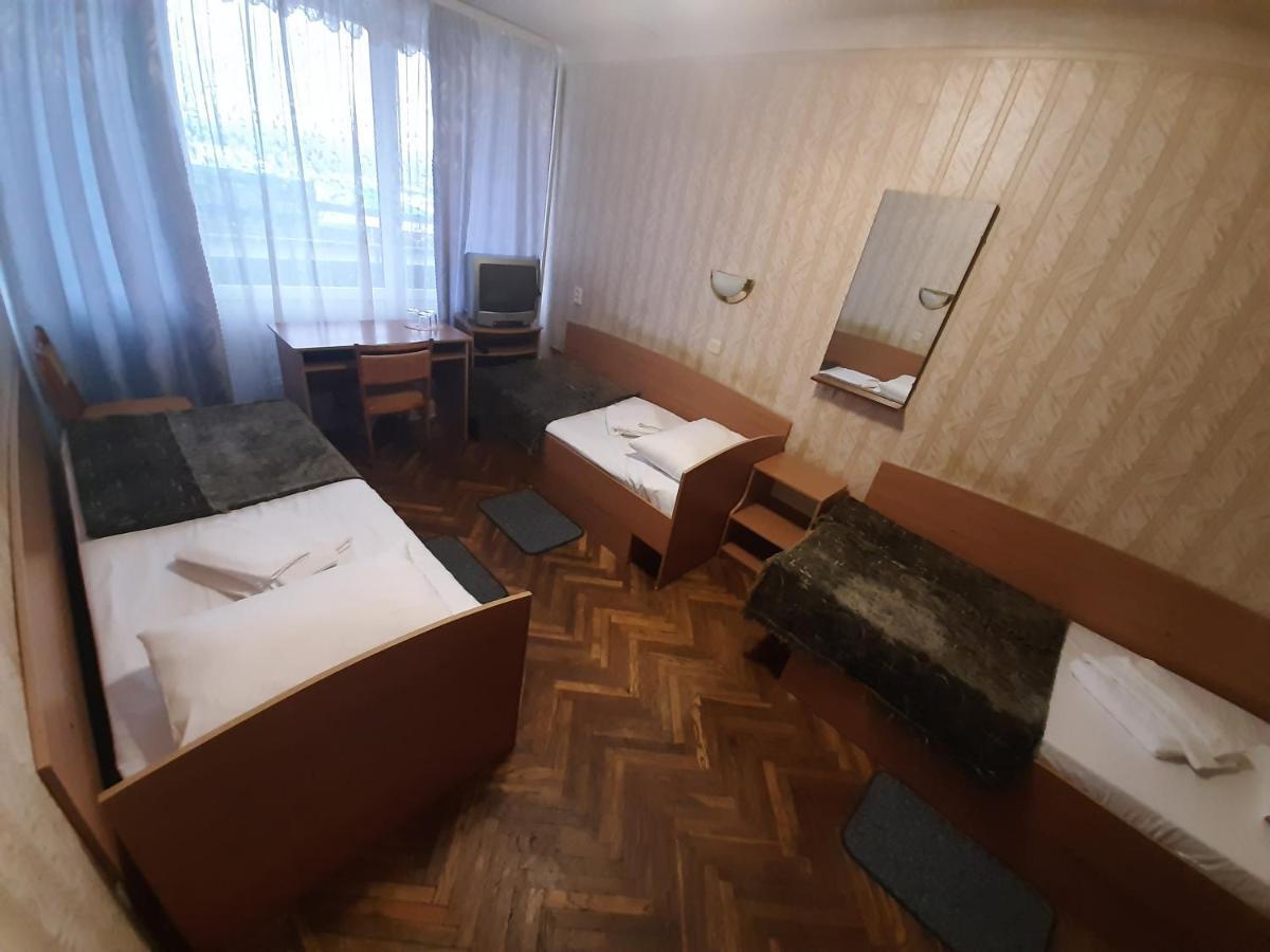 Tourist Hotel Harkiv Dış mekan fotoğraf